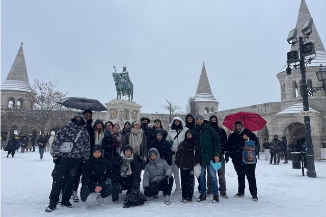 tour budapest febrero 2026 estudiantes extremadura